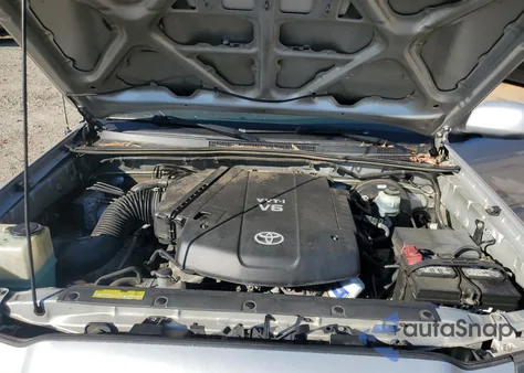 2010 Toyota Tacoma Double Cab z USA, uszkodzony, nr VIN 3TMLU4EN0AM048853